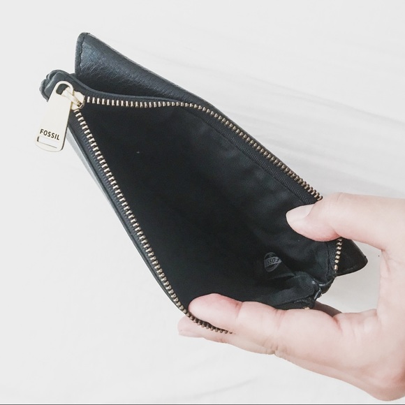 | Fossil | Black Monogrammed RBC Long Wallet | - Picture 8 of 8